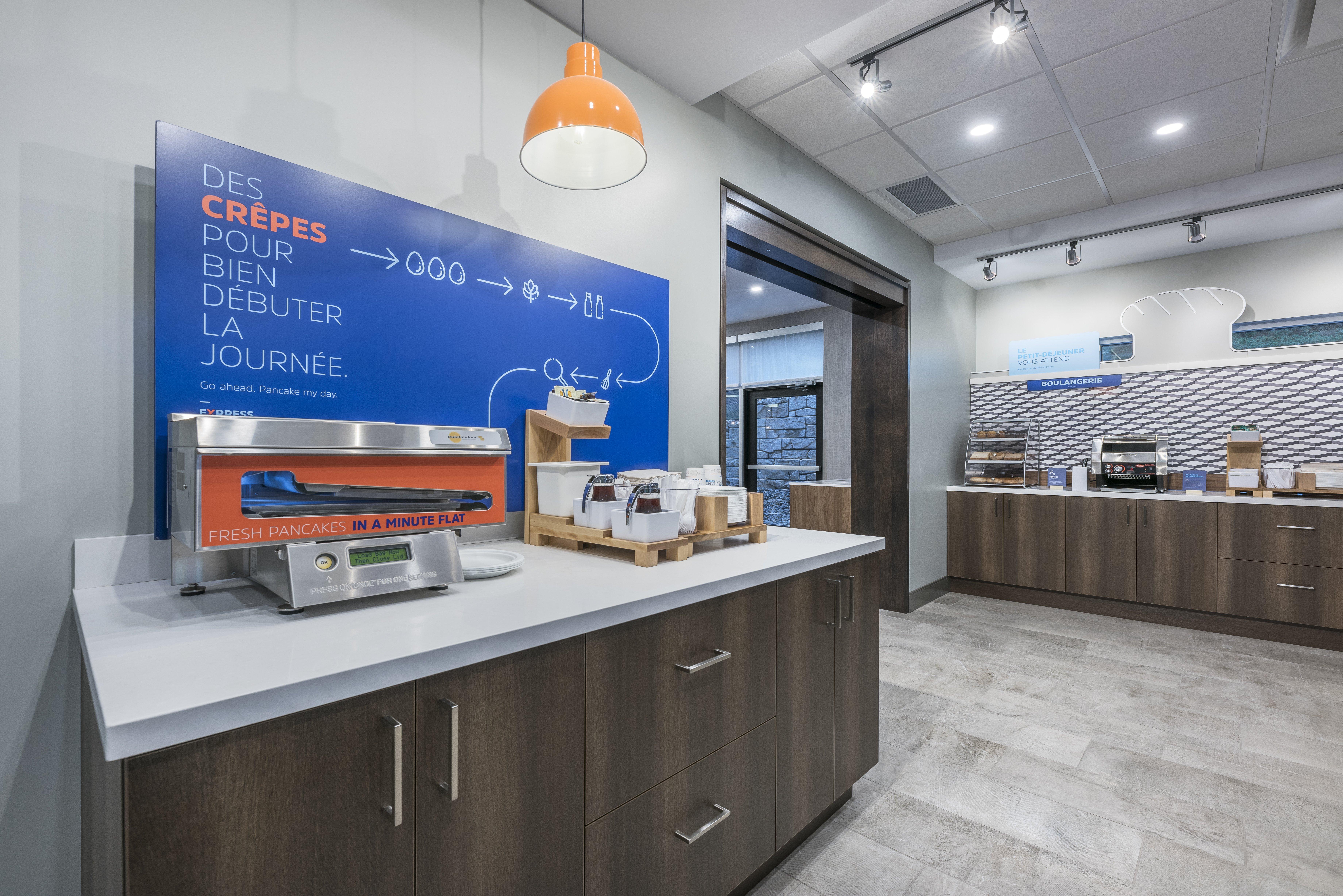 Holiday Inn Express & Suites Moncton By Ihg Eksteriør bilde